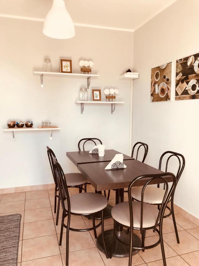 Corte 22 B&B E Appartamenti 博尔戈马内罗 外观 照片